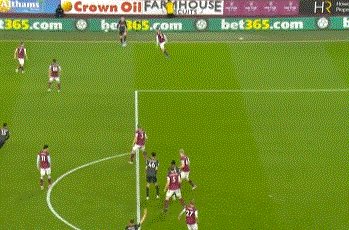 1621458838488039423.gif 7764.gif